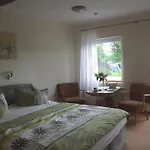 Lindenhof 3* Kachlin