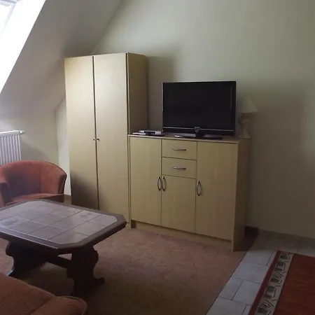 Lindenhof ゲストハウス 3*